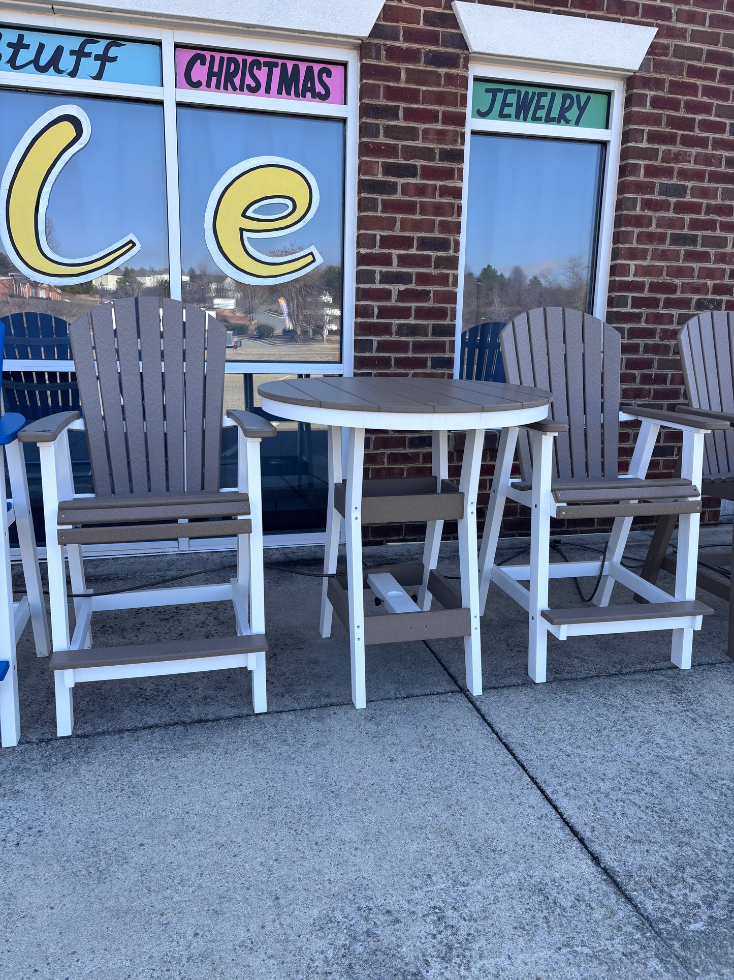 BG 3 PC BAR HEIGHT SETS W/38" ROUND TABLE