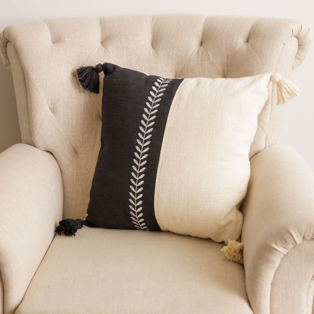 BLACK & CREAM TASSEL PILLOW