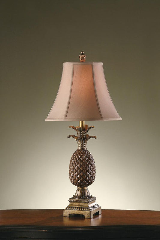 Palm Coast Pineapple lamp