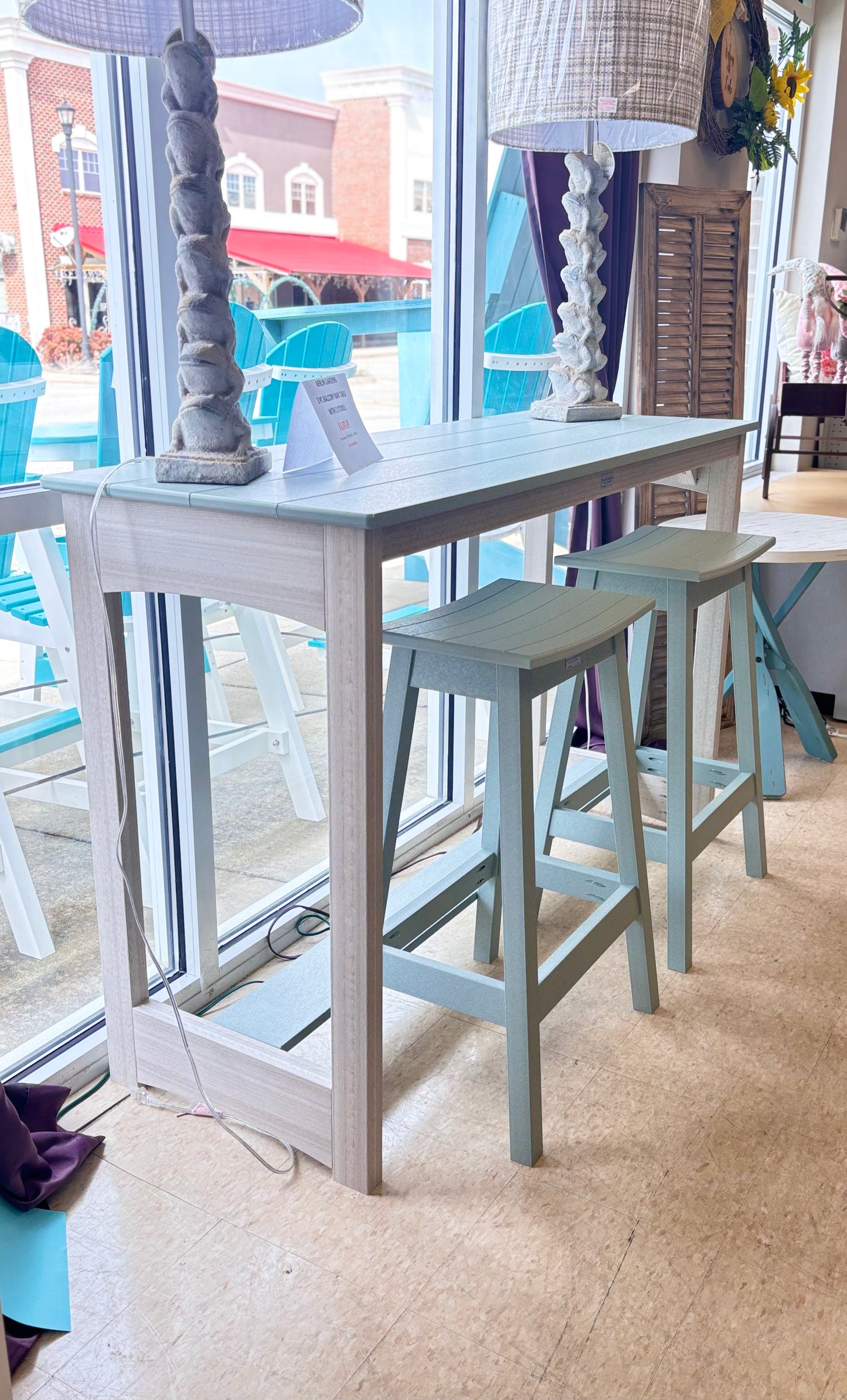 BERLIN GARDENS BAR HEIGHT BALCONY TABLE W/2 BAR HEIGHT STOOLS