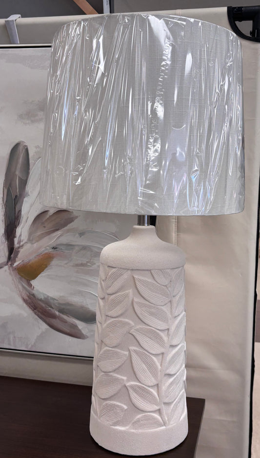 Ceramic white textured table lamp