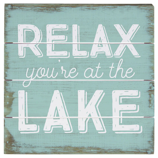 RELAX YOUR AT THE LAKE