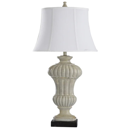 SAUGA CREAM TRADITIONAL CAST TABLE LAMP